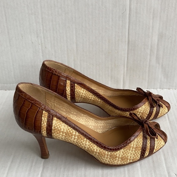 Stuart Weitzman Brown and Tan Heels - Picture 6 of 16